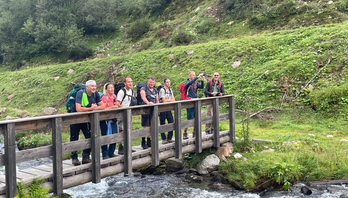 Letzter Blick auf die Berge | © Christian Stahl