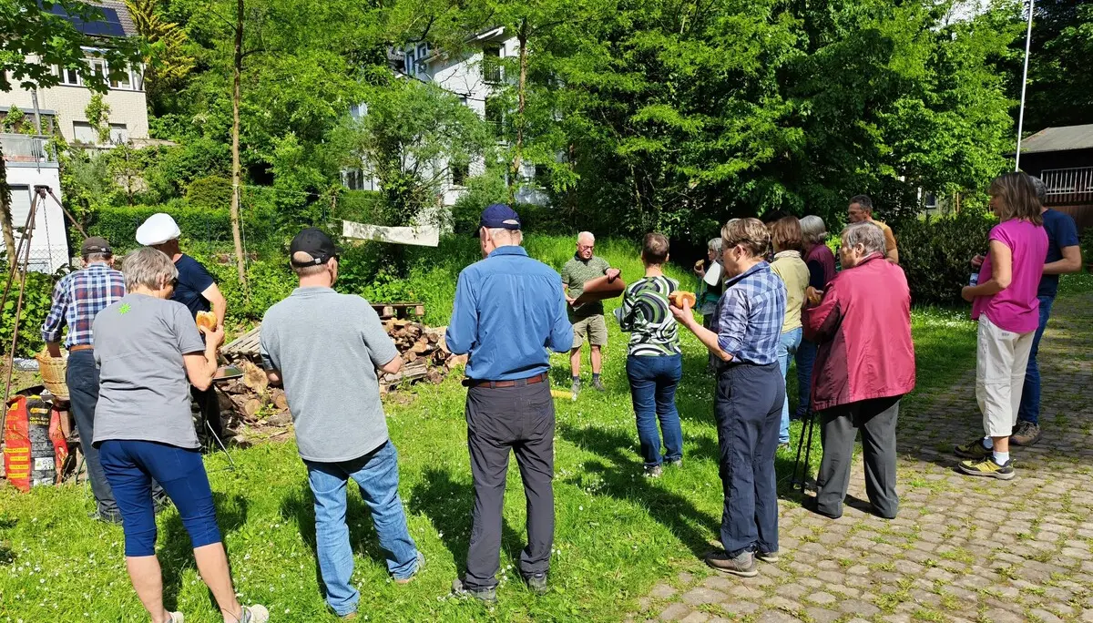 Gruppe mit Rostbratwurst | © DAV Koblenz