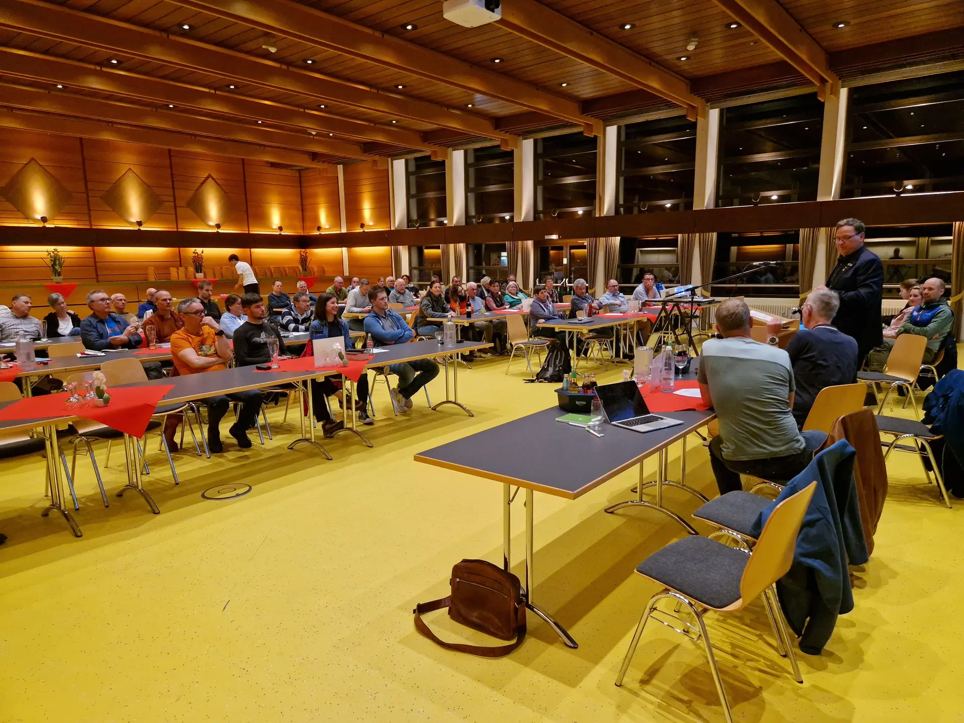 Rund 60 Mitglieder folgten der Einladung | © Uwe Henning