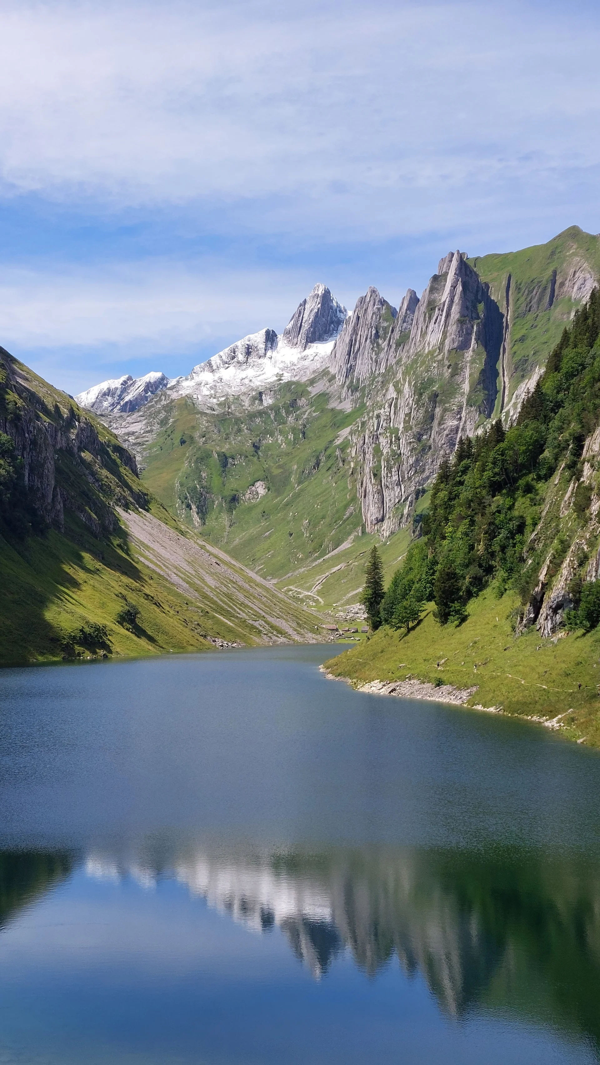 Der Altmann spiegelt sich im Fählensee | © Peter May