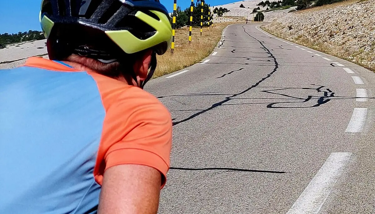 Kurt hat den Gipfel fest im Viser | © Peter May