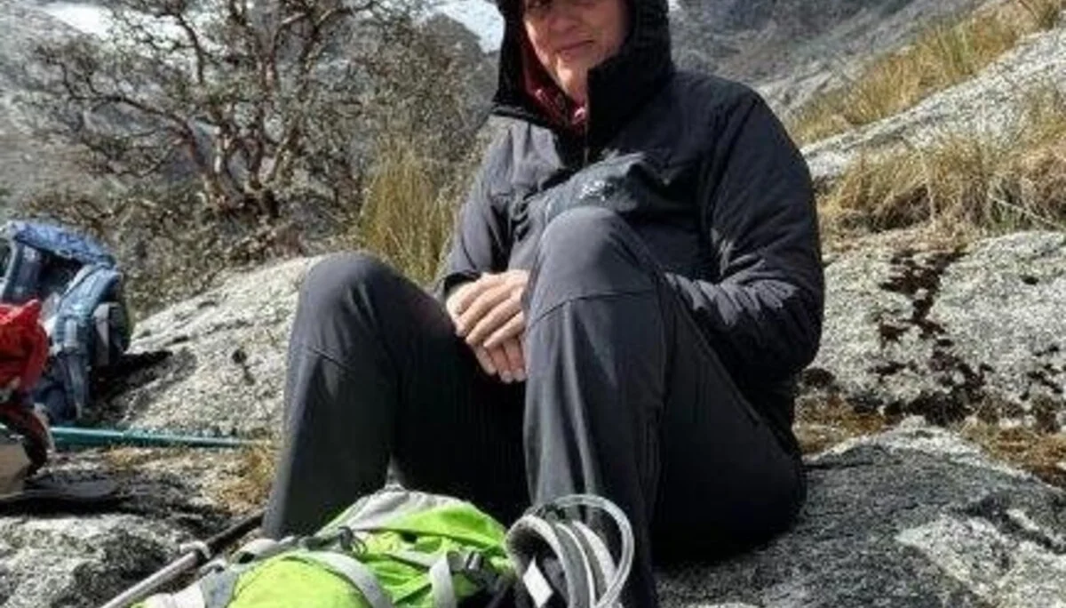 Kurze Rast beim Aufstieg des Cerro Sentillo auf 5.100 m. | © Diana Willems