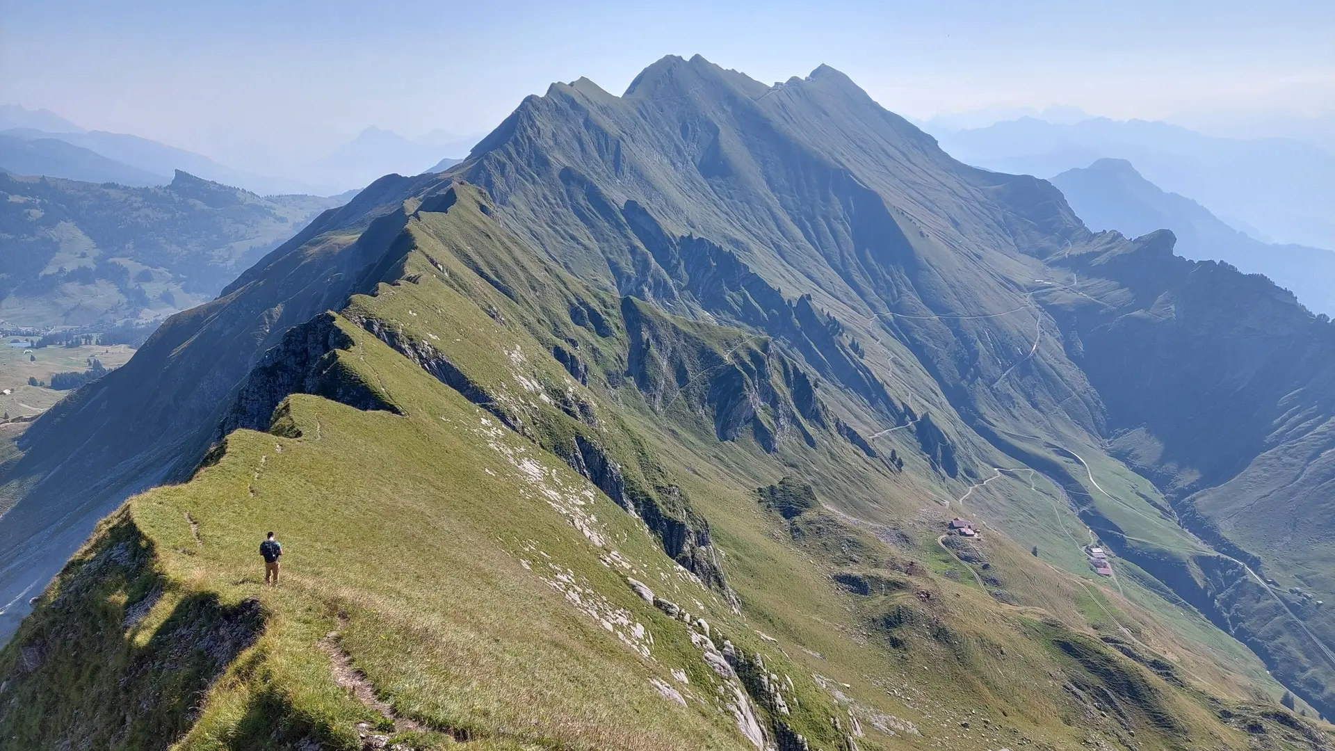 Rückblick auf den ersten Teil des Brienzergrats | © Peter May