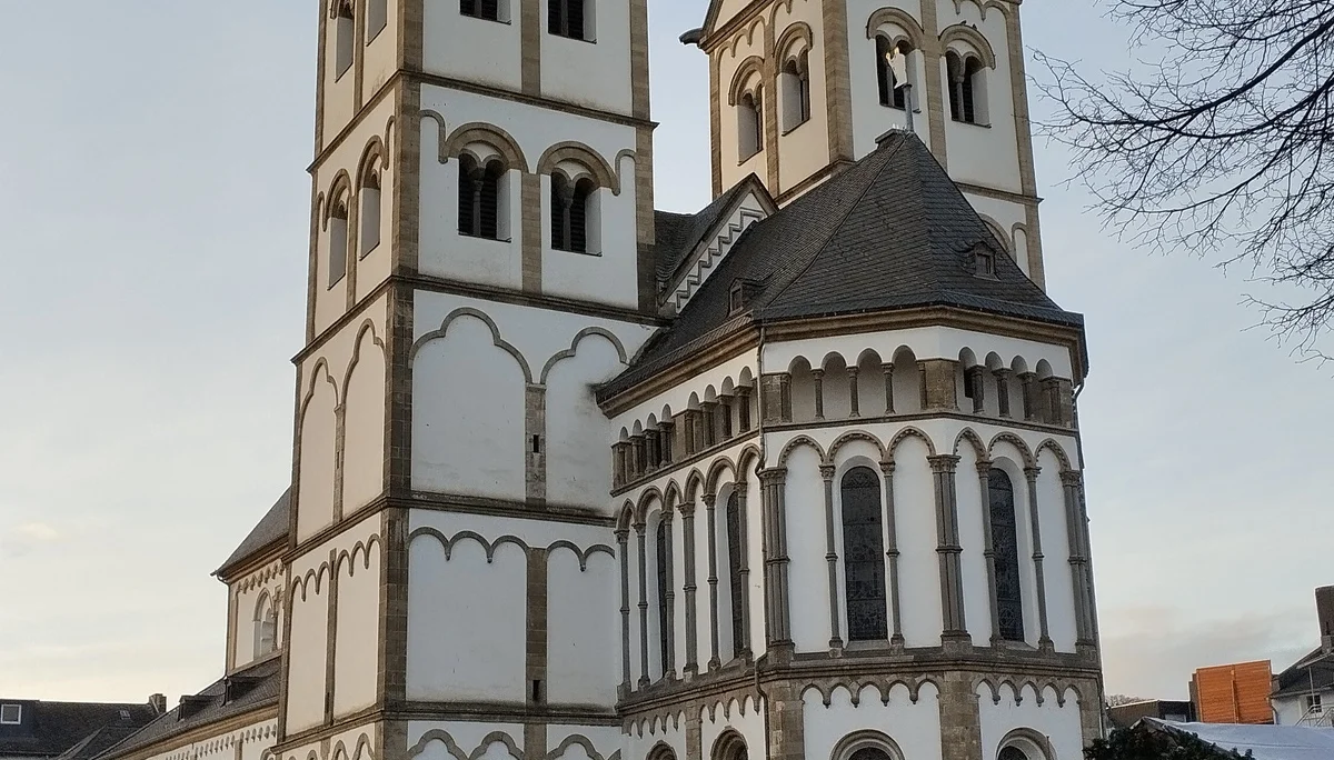 Weihnachtsmarkt an Basilika St. Severus | © DAV Koblenz
