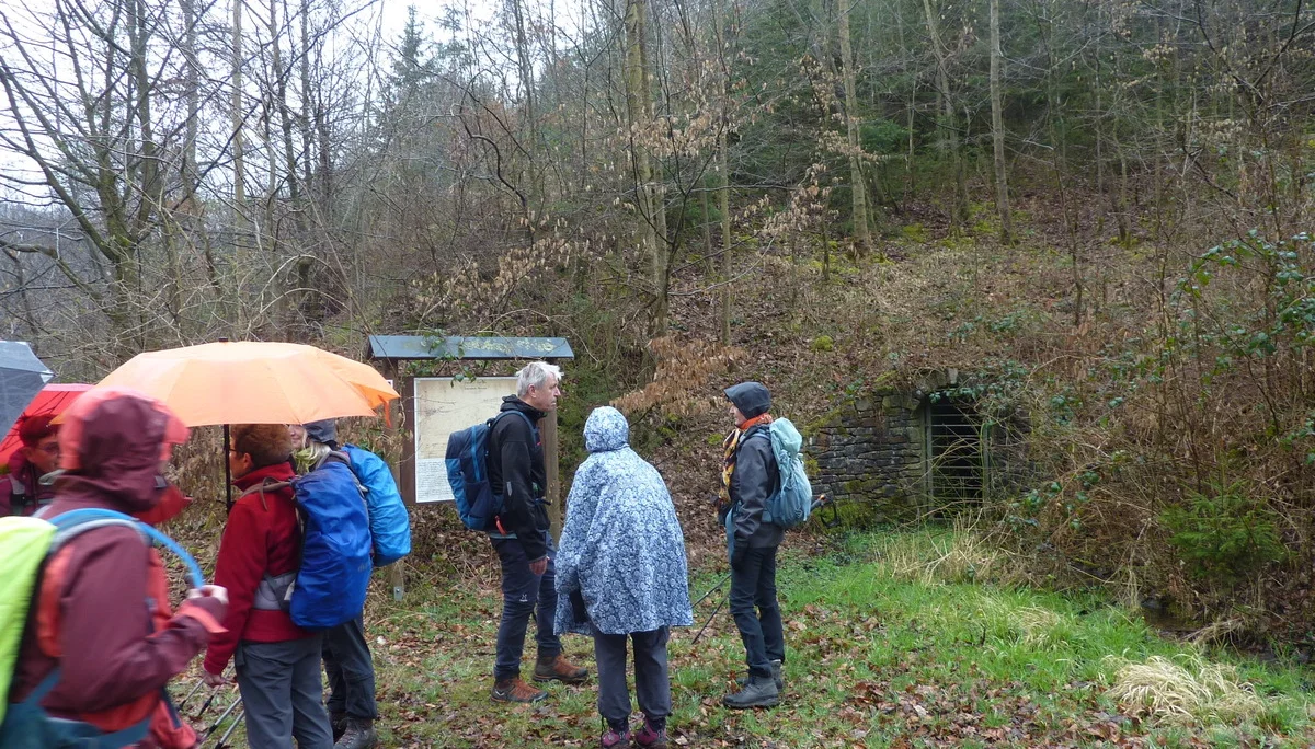 Informativer Stopp am Stollen | © DAV Koblenz