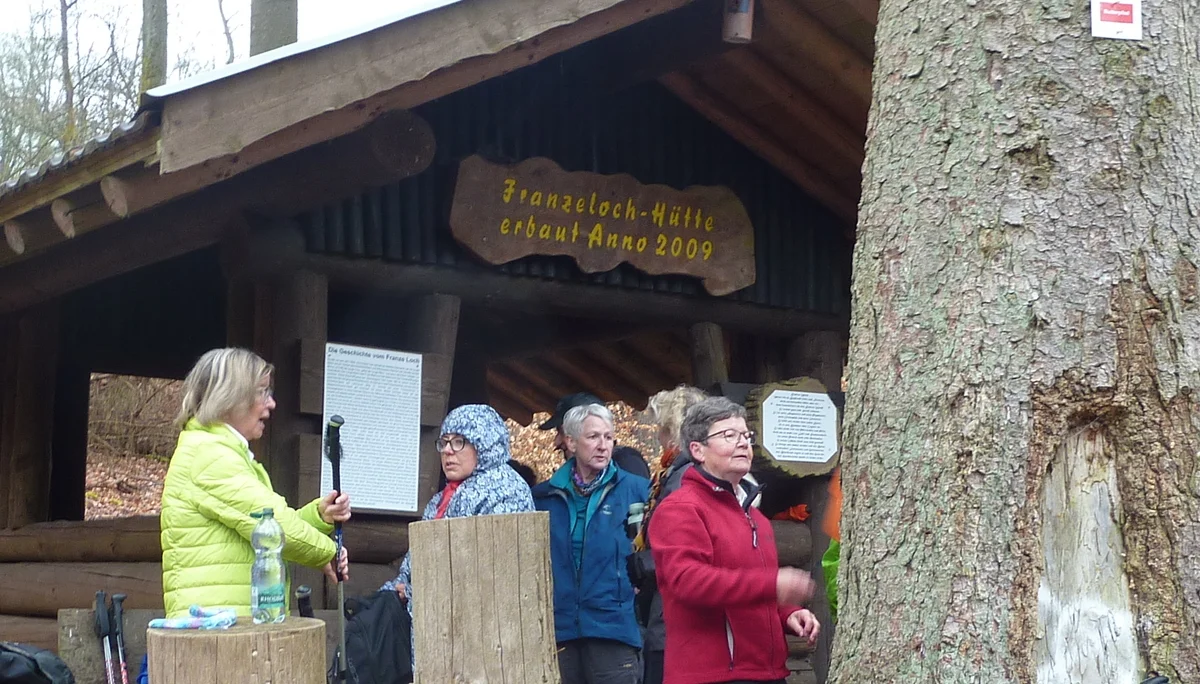 Verschnaufpause an der Franzeloch-Hütte | © DAV Koblenz
