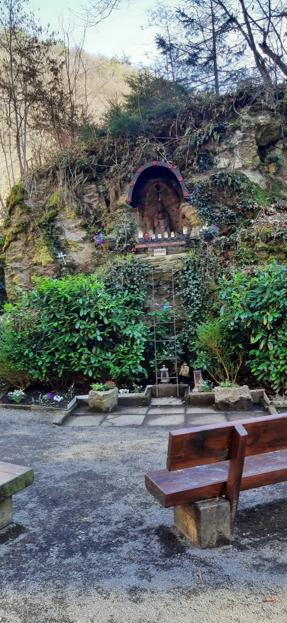 Pausenstelle mit Grotte | © DAV Koblenz