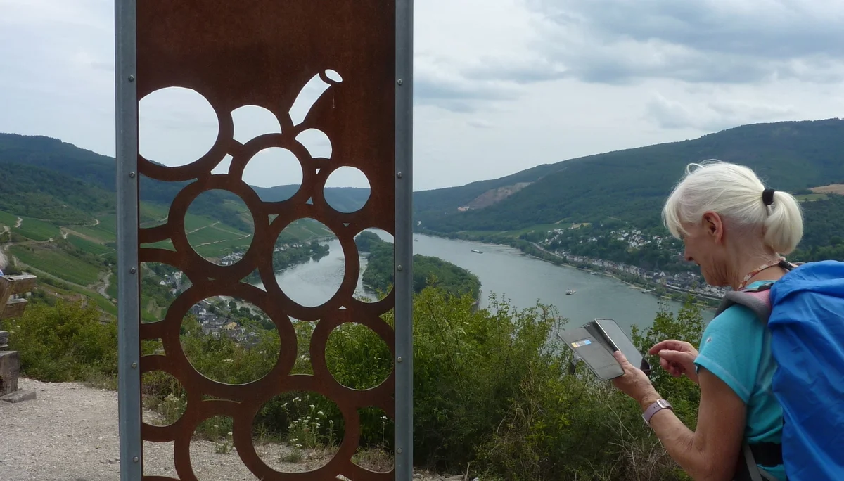 Hinweis auf die schönste Weit...ähm... Weinsicht. | © DAV Koblenz
