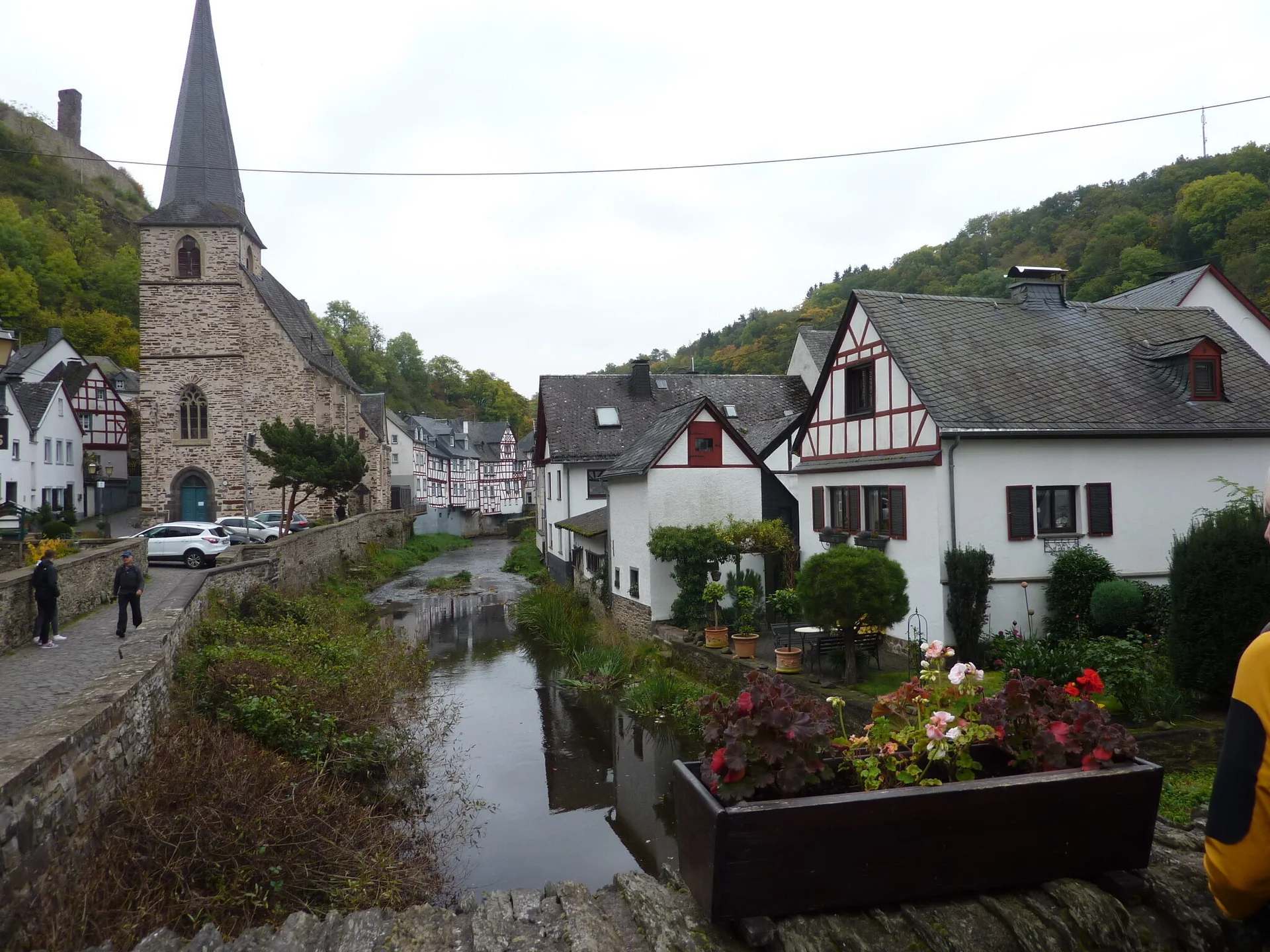 Malerisches Monreal mit Elzbach | © DAV Koblenz