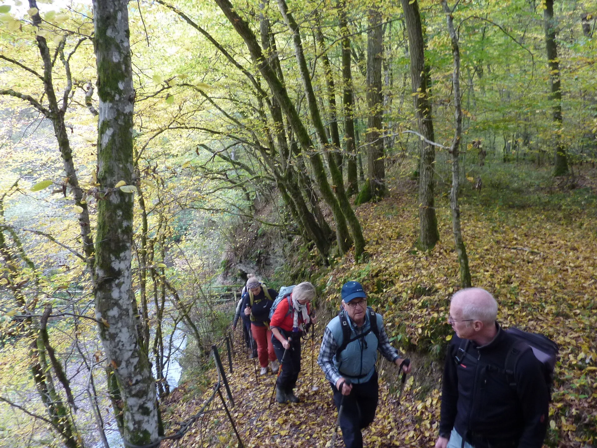 Auf dem Weg mit Anstieg | © DAV Koblenz