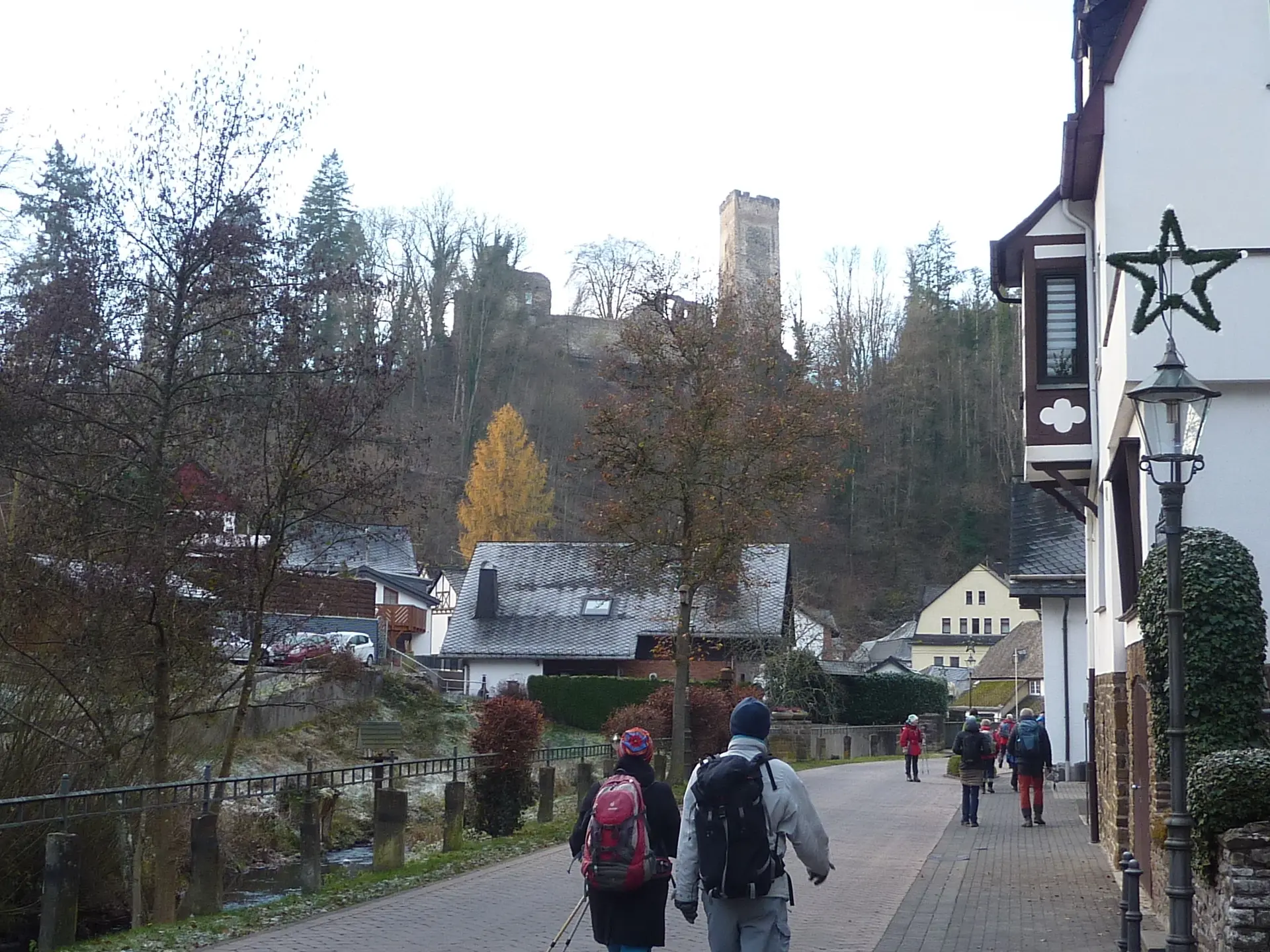 Auf dem Weg durch Grenzau | © DAV Koblenz