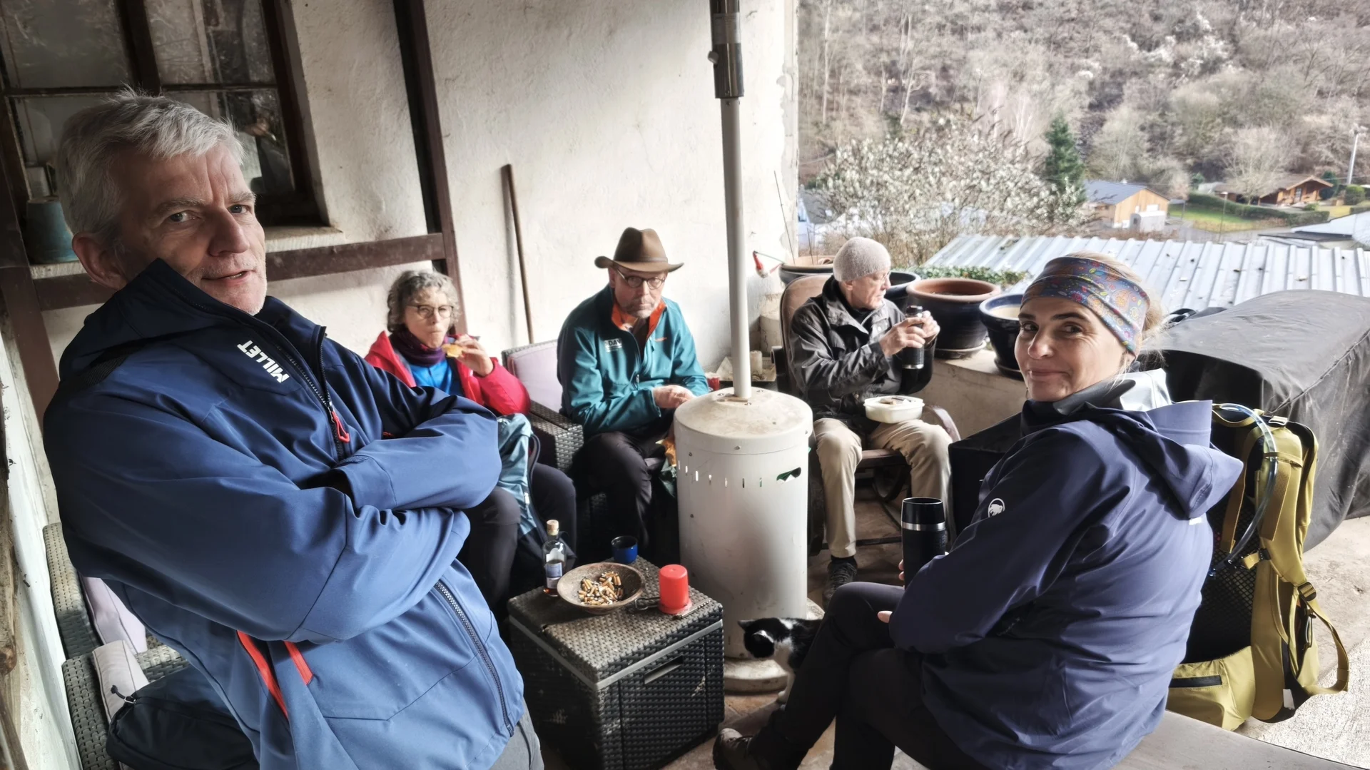 Mit Sitzgelegenheit im Freien | © DAV Koblenz