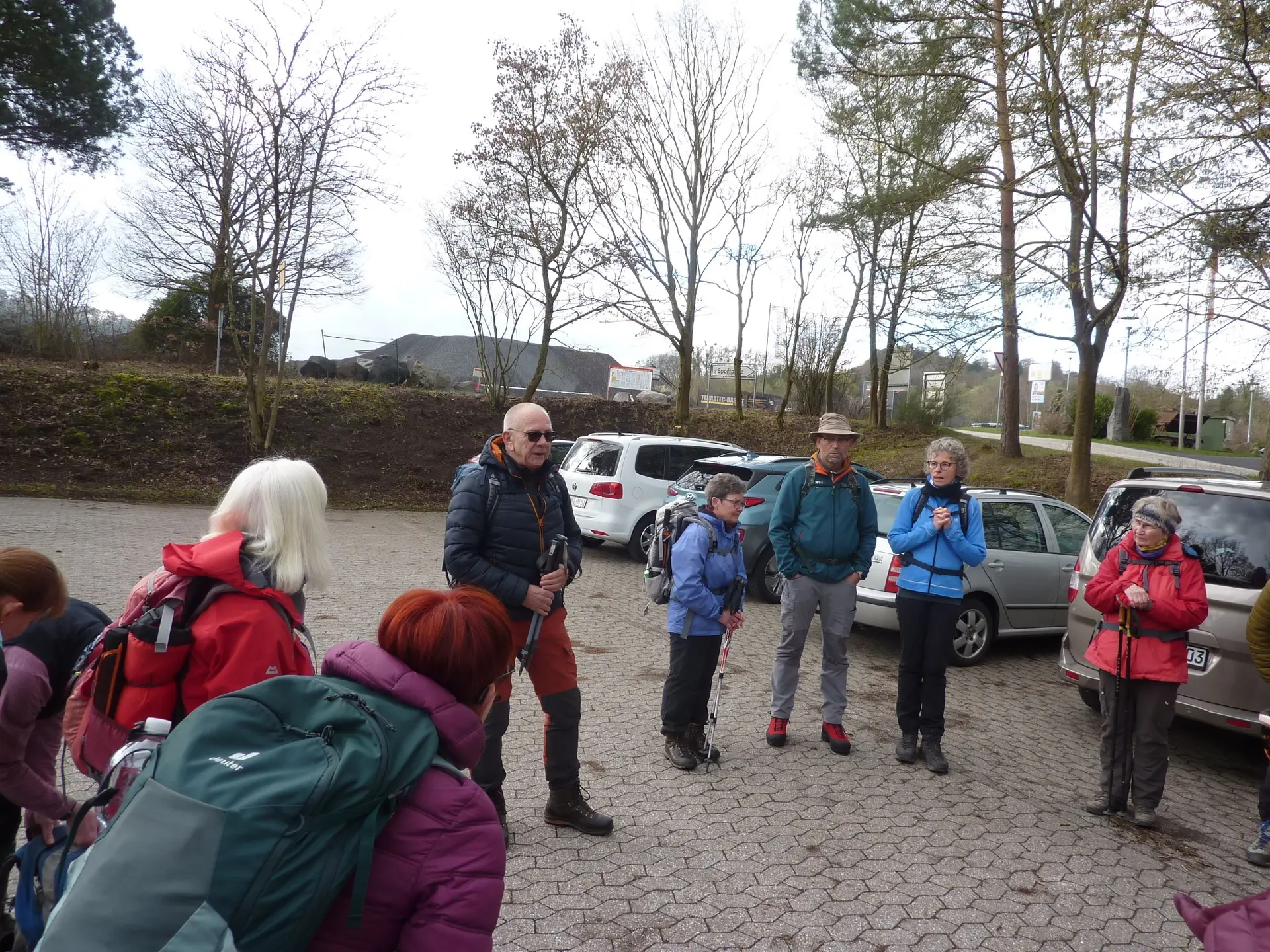Treffen am Parkplatz und Begrüßung | © DAV Koblenz