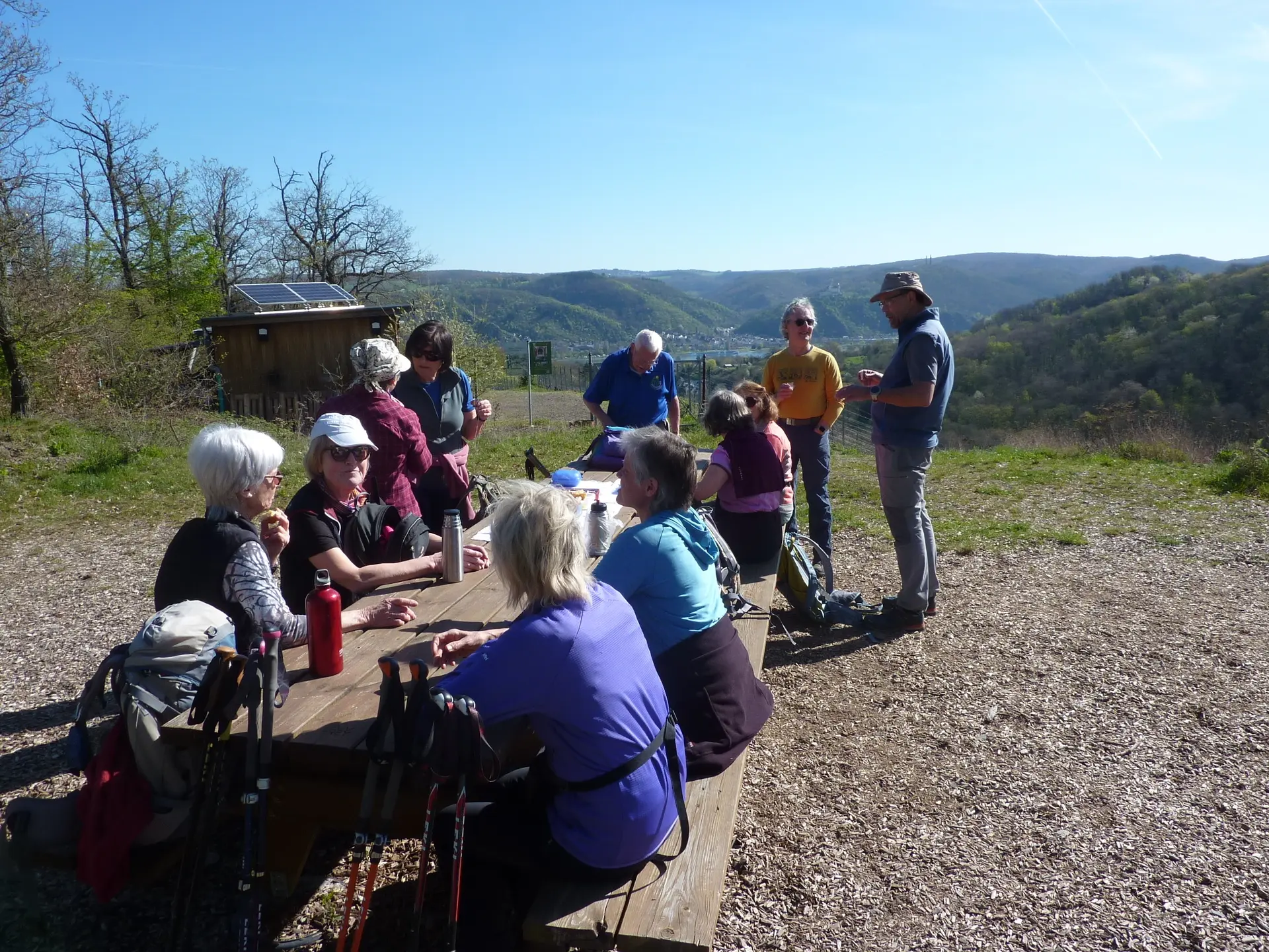 Mittagspause in geselliger Runde | © DAV Koblenz