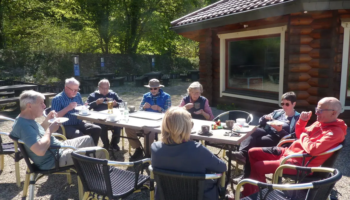Geselliger Ausklang im Cafe Seewies | © DAV Koblenz