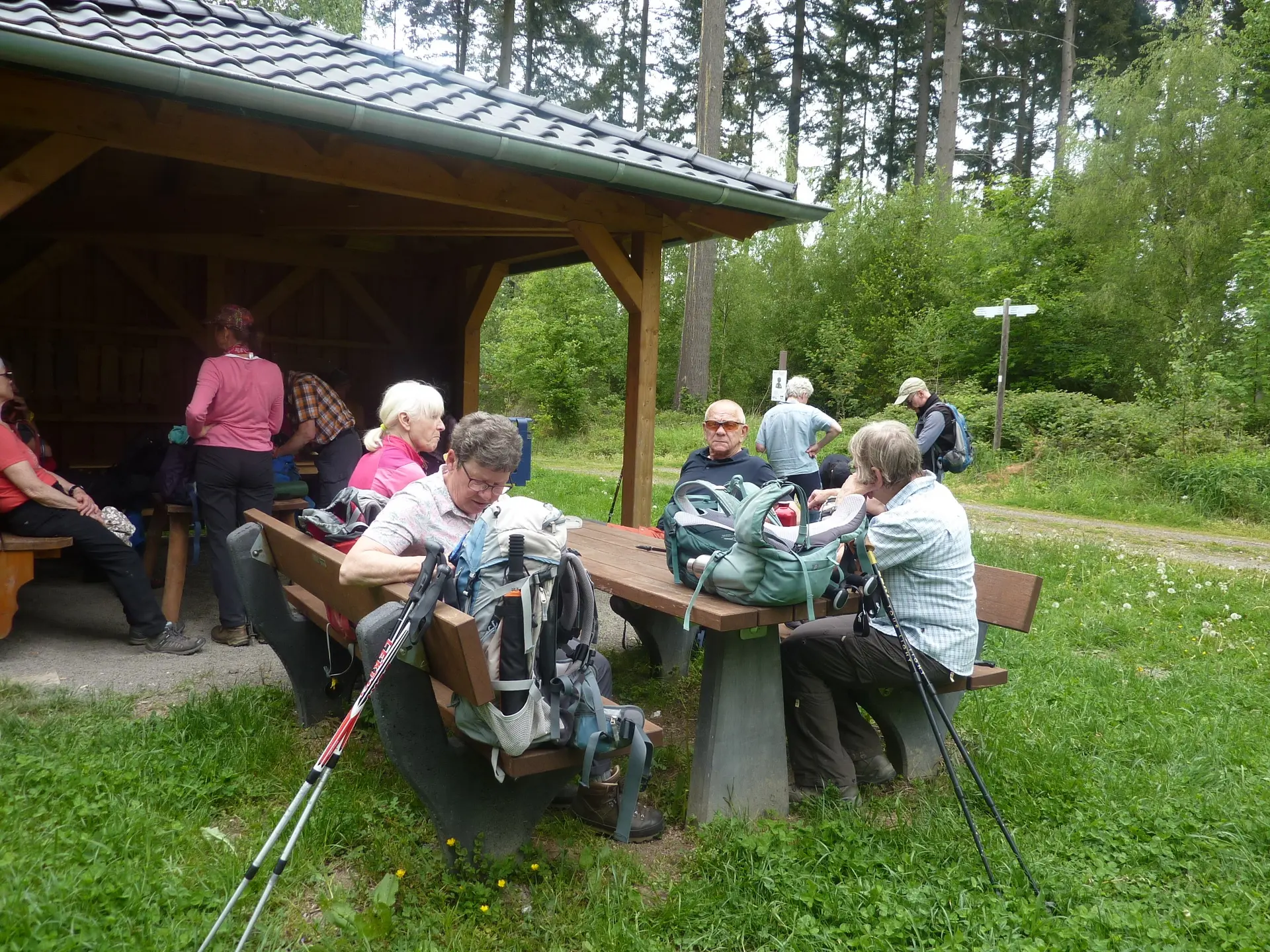 Pause an der Fuchsberghütte | © DAV Koblenz